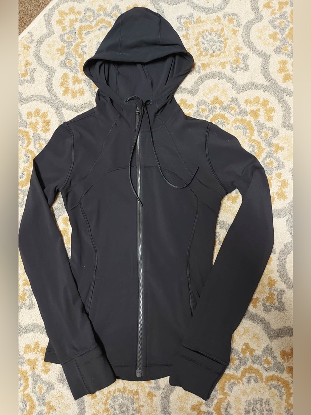 Lululemon black hooded define jacket
